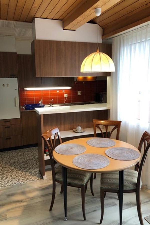 Appartementhaus Quadern Valens Εξωτερικό φωτογραφία